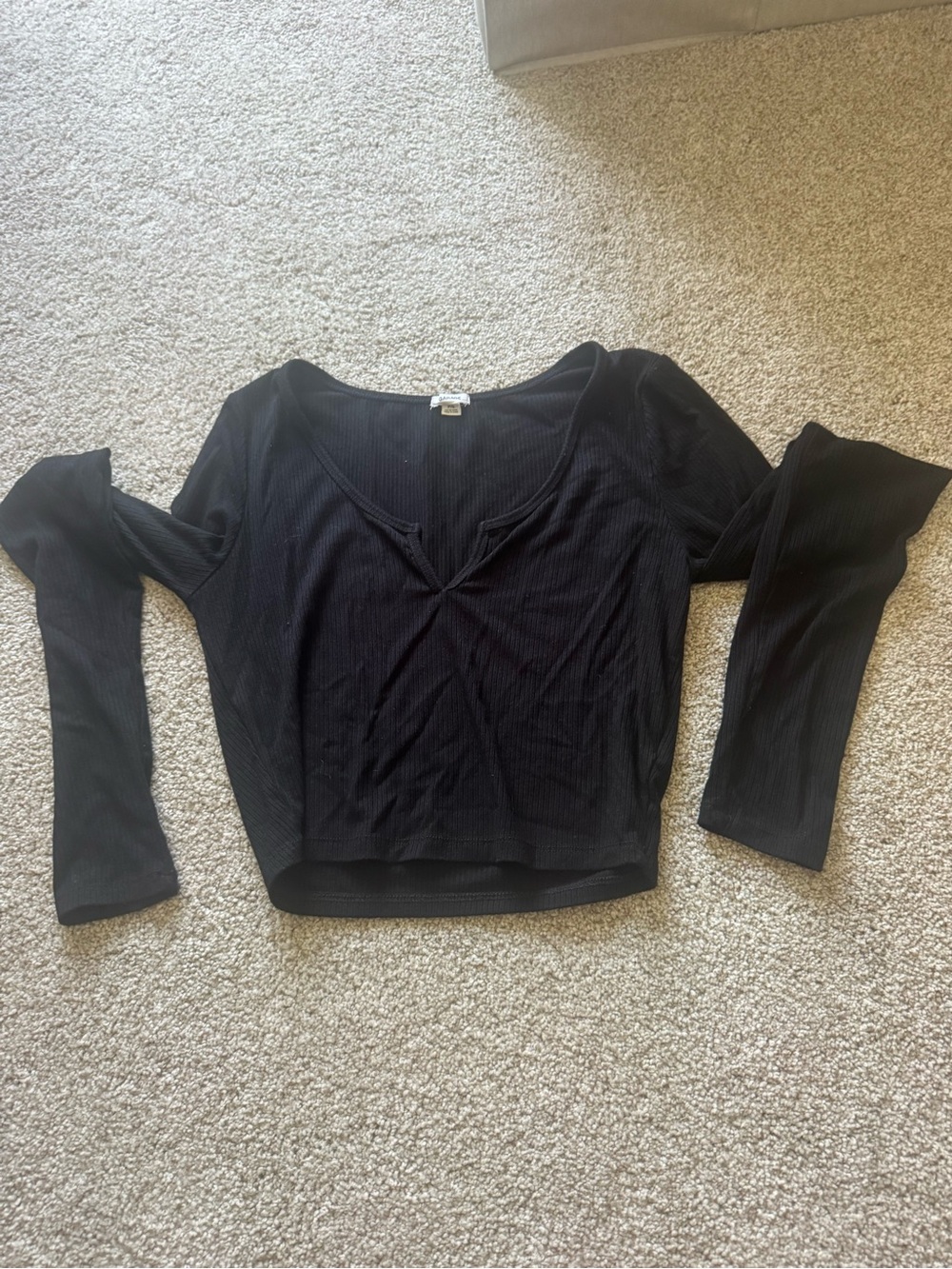 Garage Black Long-Sleeve Ribbed V-Neck notch Women's Top